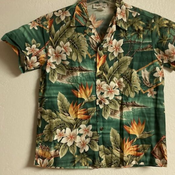 BISHOP STREET HAWAIIAN ALOHA PRINT Resort Wear Plumeria Hula Palms Canoes BOYS 8 - Picture 5 of 5